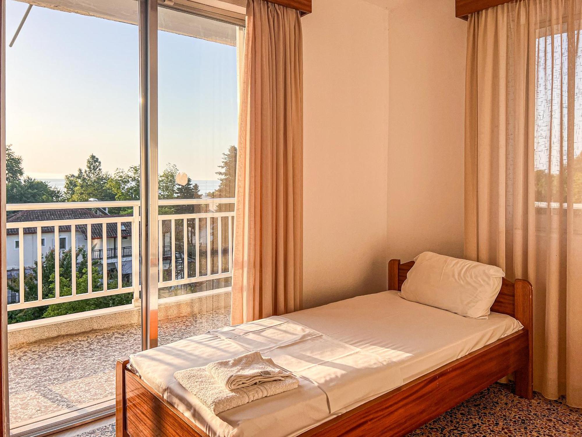 Prado Apartment Hotel Limin Litochorou Екстериор снимка