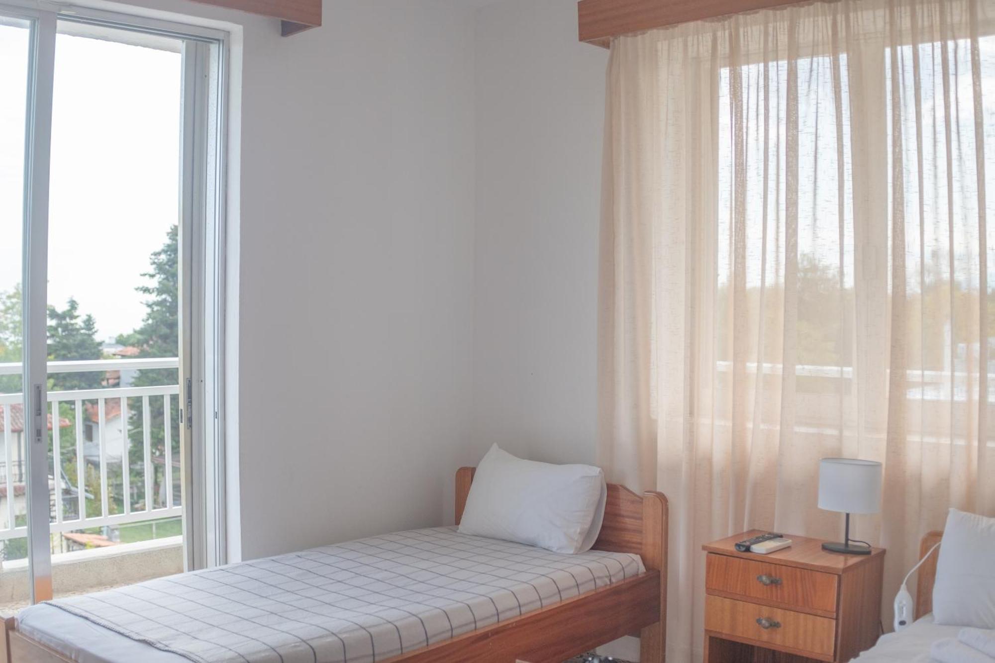 Prado Apartment Hotel Limin Litochorou Екстериор снимка